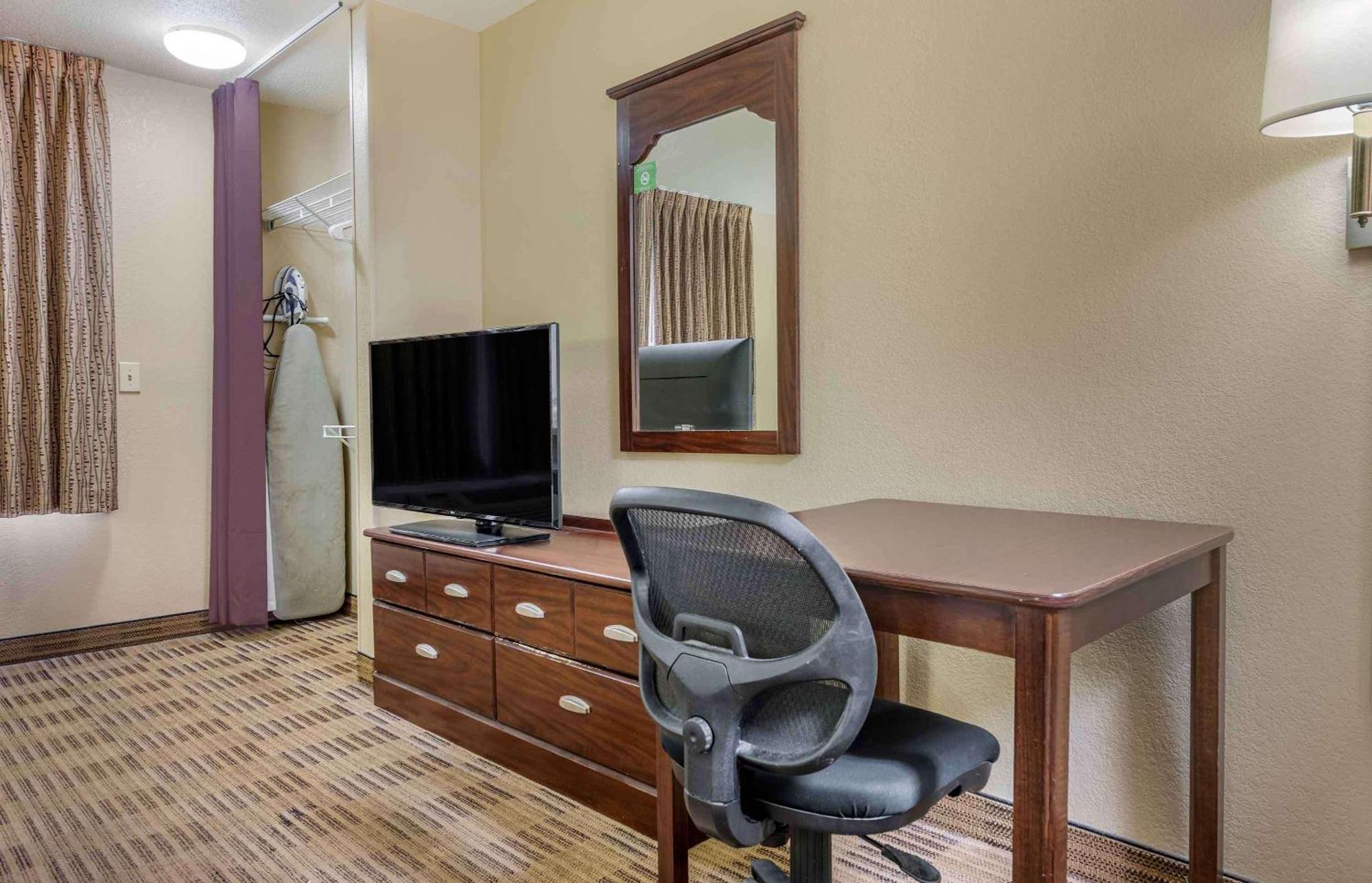 Extended Stay America Select Suites - Detroit - Sterling Heights Eksteriør billede